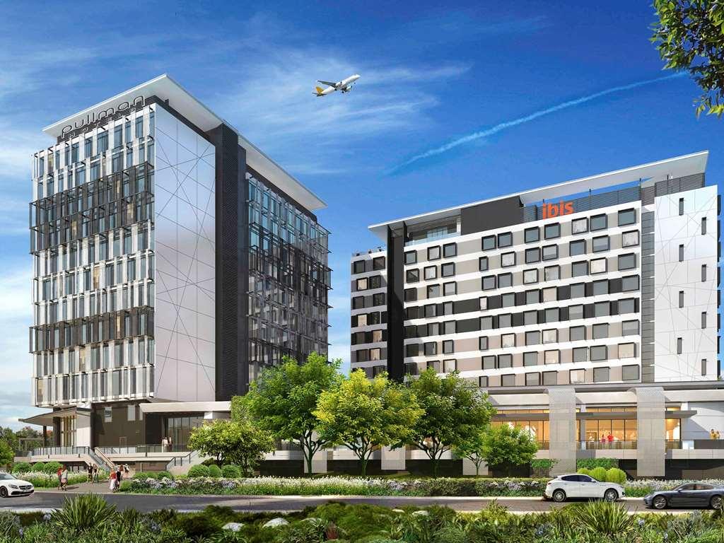 Отель Pullman Brisbane Airport Экстерьер фото The hotel's exterior